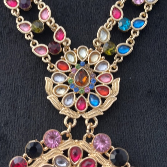 Large Gold Pendant Necklace - Picture 8 of 12